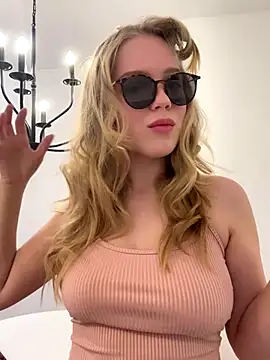 Little_Forest_ELF live sex cam