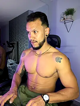 ARON_TAYLER01 live sex cam