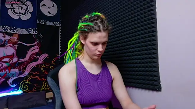 KIKI_Krash live sex cam