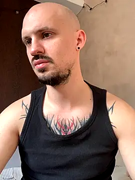 AssHunter4k live sex cam