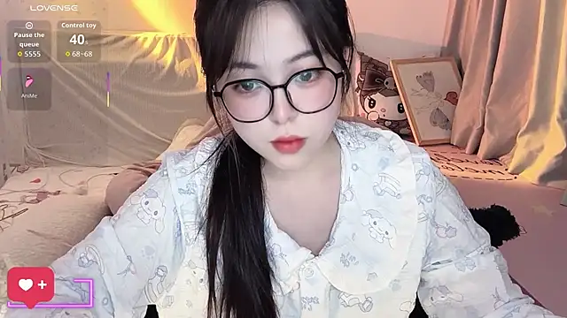 -Angela's cam snapshot