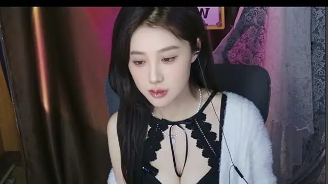 huanxbaby's cam snapshot