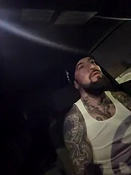 Beardedtattood live sex cam