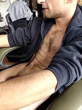 Sexeislife666's cam snapshot