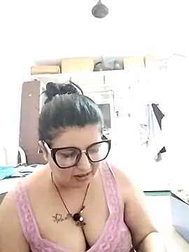 Jann_Riya333's cam snapshot