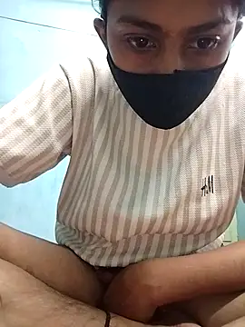 Miss_tinaaa's cam snapshot