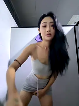 so-linger live sex cam