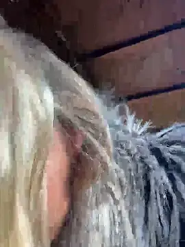 MimiMaee live sex cam