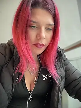 RiriRoseey live sex cam