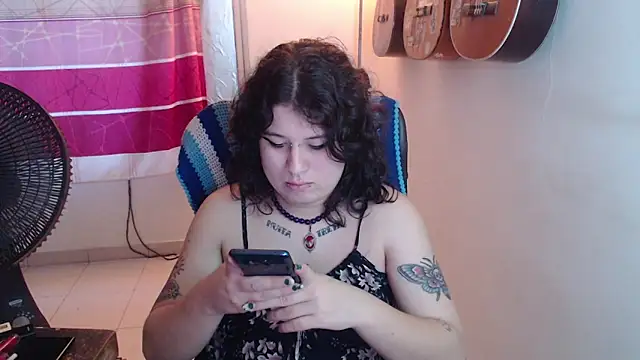 Smoke_trip_Alicia live sex cam