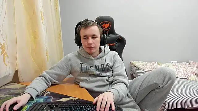 iliaskrislove live sex cam