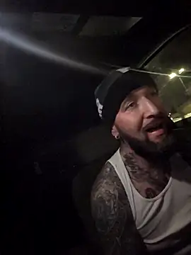 Beardedtattood live sex cam