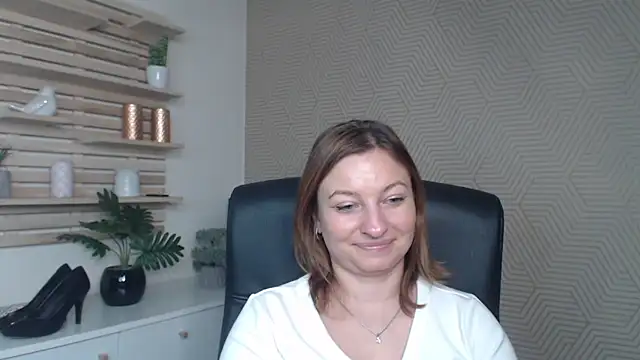 angelaSamt live sex cam