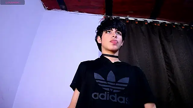 DaraKat18 live sex cam