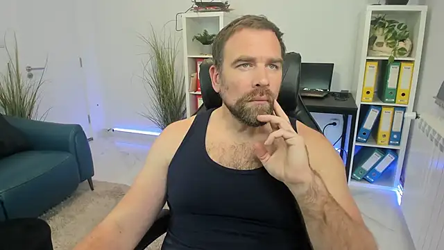 John-E-Dough live sex cam