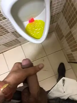 lovebug_69 live sex cam