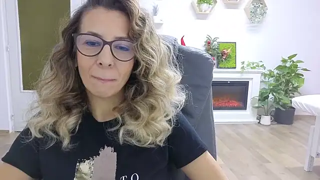 SukyGirl's cam snapshot