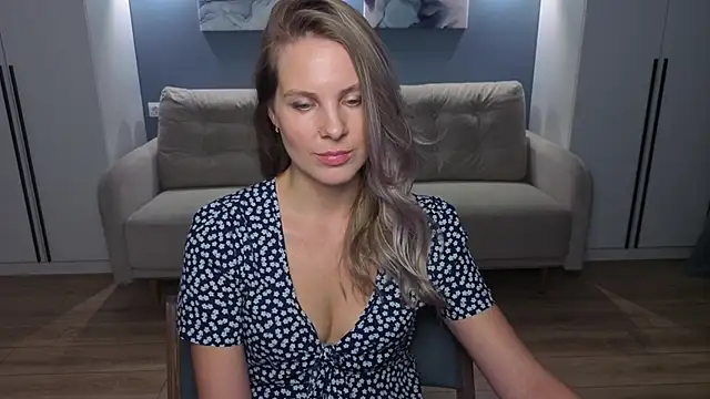 MelanieBennett's cam snapshot