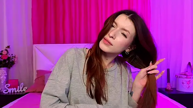 WildRedBerry's cam snapshot