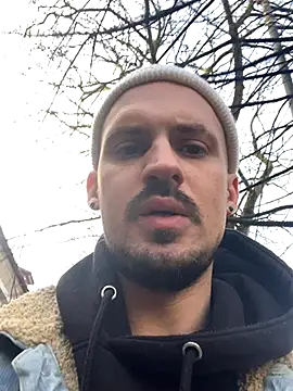 AssHunter4k live sex cam