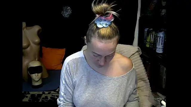 wLESLYMOSw's cam snapshot