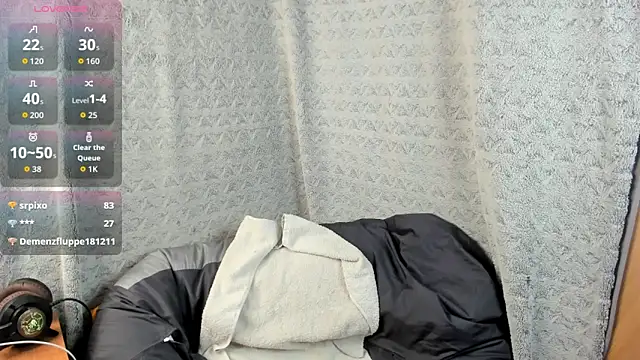 MiaLores's cam snapshot