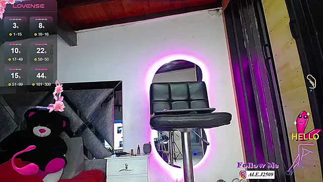 Ale_250900 live sex cam
