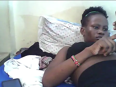 Sexyhotgal22's cam snapshot