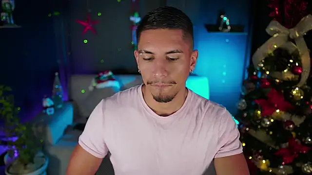 Aaronfox_x live sex cam