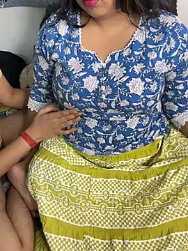 Kareena_kapoorr live sex cam