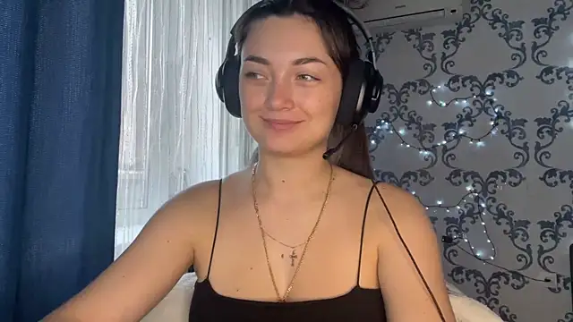 TwotyBright live sex cam