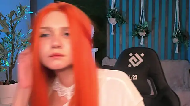 AliceMeowow's cam snapshot