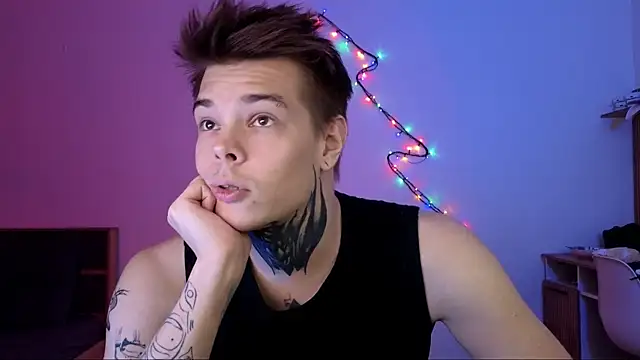 DENIS_HERE's cam snapshot