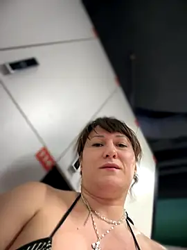 ZhenjaPoledance live sex cam