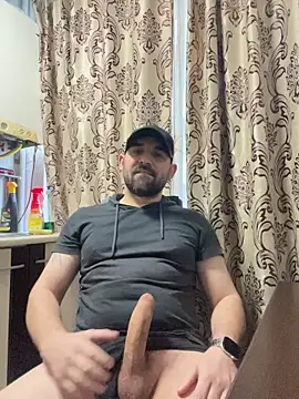 Lover_boy_89 live sex cam