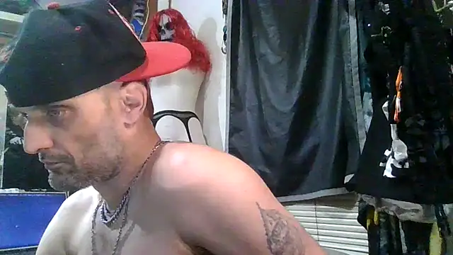 slinginbigD's cam snapshot