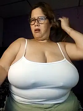 EllisW8 live sex cam