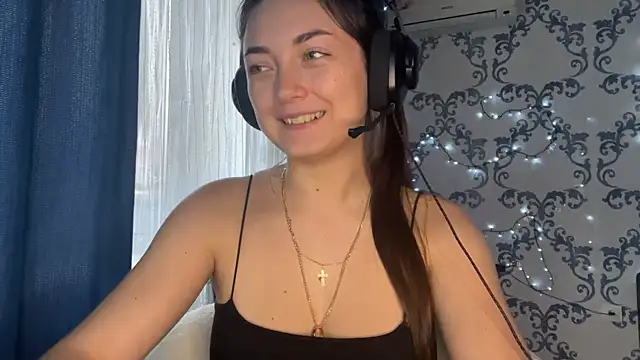 TwotyBright's cam snapshot