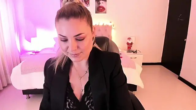 Violeta_Hotter's cam snapshot