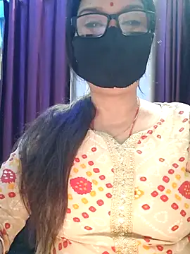 Aishwaryaa_69's cam snapshot