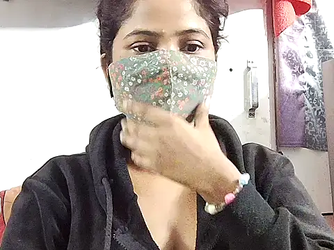 TanishaQ73's cam snapshot