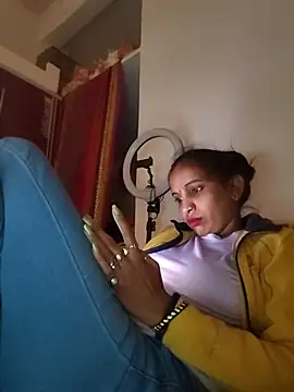 Hotty-Nidhi's cam snapshot