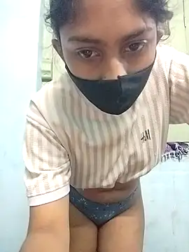 Miss_tinaaa's web cam