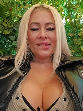 MILFBARBY live sex cam