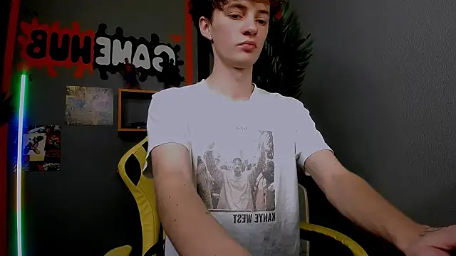 LukeSweet's cam snapshot