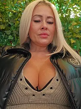 MILFBARBY live sex cam