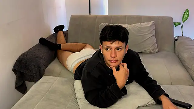 Alexxblue live sex cam