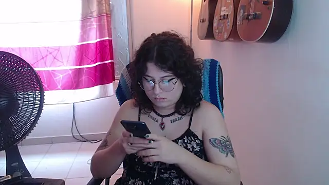 Smoke_trip_Alicia live sex cam