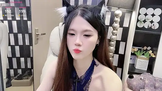 Yueyue-MM live sex cam