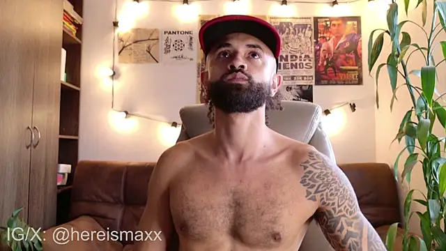 MaxG__ live sex cam